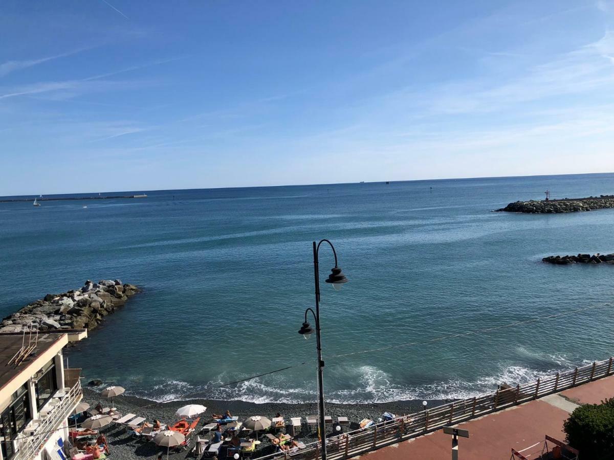 La Casetta Di Dory Sul Mare Genua Exterior foto